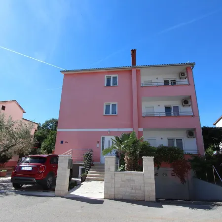 Apartments Ulika