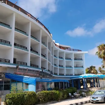 Maamura Palace Hotel Отели рядом с достопримечательностью «Пляж Мамура»
