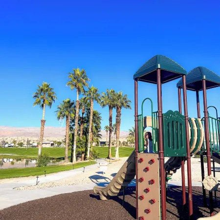 Coachella Lakes RV Resort