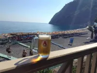 Gigilos - Sea View