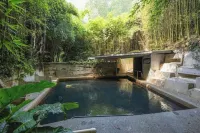 Opal Hot Springs & Holiday Park - Hot Springs