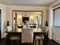 Private 1 bdrm suite with living room and kitchen - 4-Star