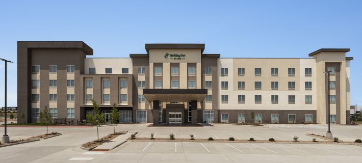Holiday Inn & Suites COMMERCE CITY - DENVER AIRPORT by IHG Hotels in Adams County
