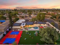 7BR Scottsdale Resort Pool Sport Court Spa - Bungalows