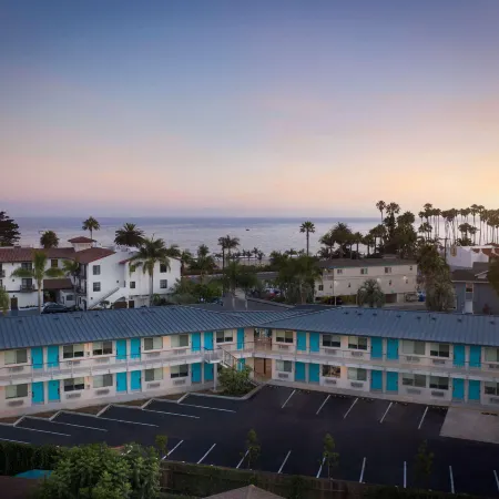 Motel 6 Santa Barbara, CA - Beach