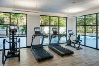 Delta Hotels Jacksonville Deerwood - 4-Star