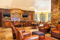 Tivoli Lodge - Homestays