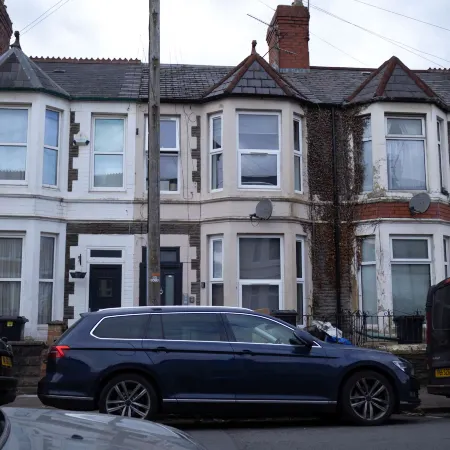 Bright 3BR Duplex Steps from Shops & Dining Hoteles en Roath