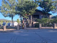 Lakefront Escape - 2-Star