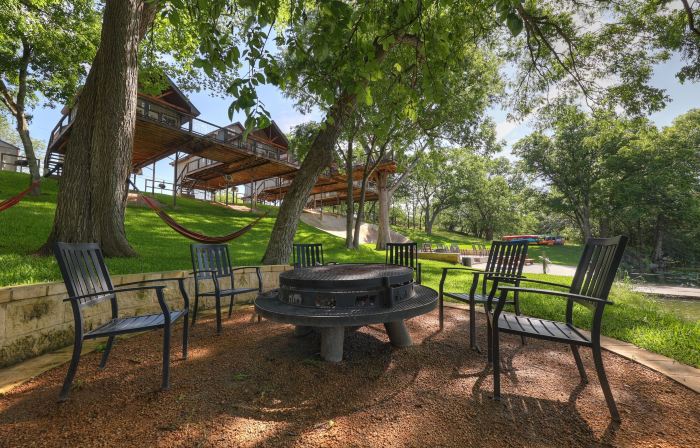 Treetop River Cabins on the Guadalupe River