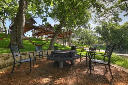 Treetop River Cabins on the Guadalupe River - 3つ星