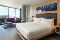 Aloft San Juan - parking