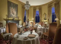 Crossbasket Castle - breakfast