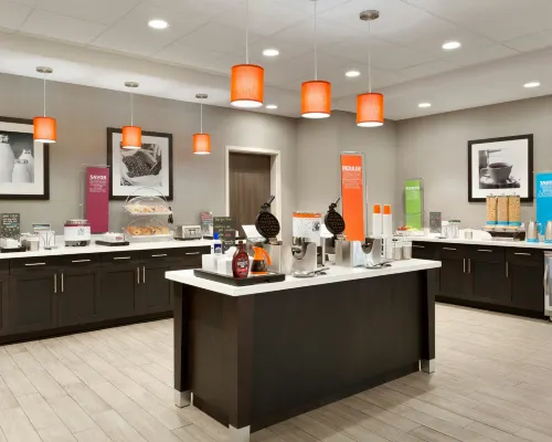 Hampton Inn North Olmsted Cleveland Airport Mahlzeiten Photos