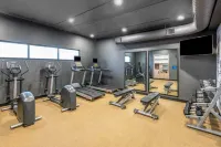 DoubleTree by Hilton Denver Cherry Creek - С тренажерным залом