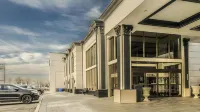 Woodbine Hotel & Suites - 2-Star