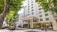 Loi Suites Recoleta Hotel - parking