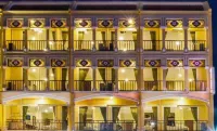 Le Hua Hotel Отели в г. Пхукет