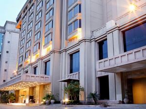 The Metropolitan Hotel & Spa New Delhi