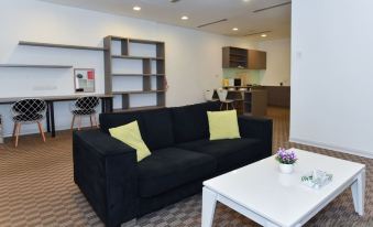 OYO Home 675 Luxury 2Br Binjai 8 Suite