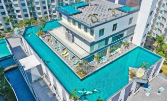 Arcadia Beach Resort Pattaya - Housity