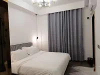 Xiangtan Xiaomimi E-sports Apartment