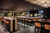 DoubleTree by Hilton Denver Tech Center - Quầy Bar