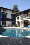 St Moritz Lodge and Condominiums - Pool