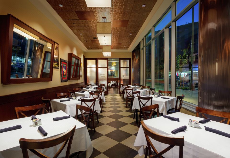 힐튼 가든 인 워싱턴 DC 객실 내부