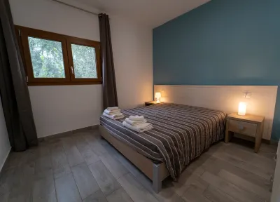 "saracena" Holiday Home with Private Beach and Swimming Pool