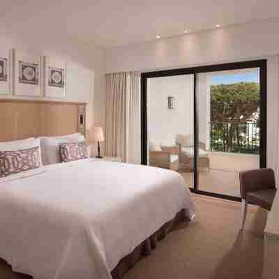 Pine Cliffs Ocean Suites, a Luxury Collection Resort & Spa, Algarve Rooms