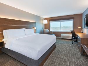 Holiday Inn Express & Suites Cedar Springs - Grand Rapids N