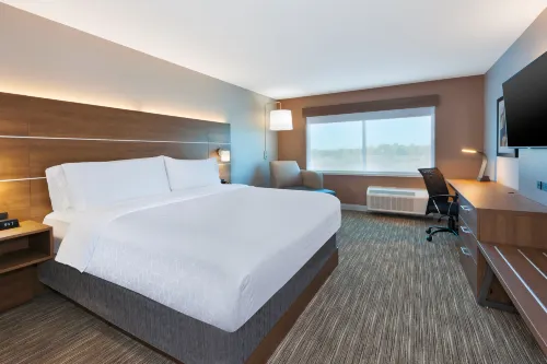 Holiday Inn Express & Suites CEDAR SPRINGS - GRAND RAPIDS N by IHG Hotels in Kent County