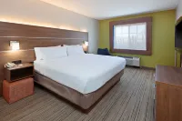 Holiday Inn Express & Suites San Diego-Escondido Hotels in Escondido