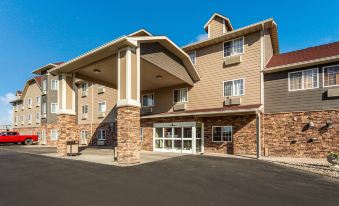 Red Roof Inn & Suites Omaha - Council Bluffs