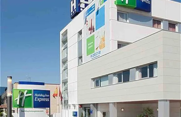 阿爾科文達斯智選假日酒店