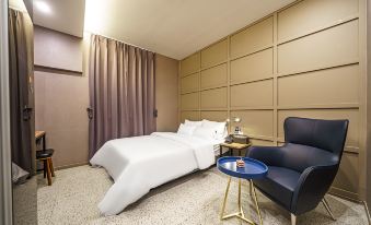 Seongnam Moran Hotel ST124