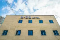 Gangdong (Myeongil Station) Emheim Hotel in zona Yongma Land