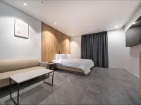 Donghae Easy Self Check-in Hotel 東海市のホテル
