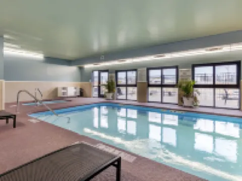 ホリデイ イン エクスプレス メトロポリス by IHG メトロポリスのホテル