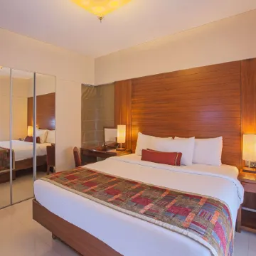 Oakwood Residence Naylor Road Pune