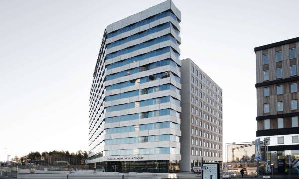 Comfort Hotel Arlanda Airport Terminal