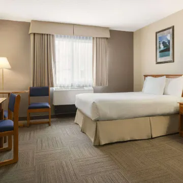 Days Inn by Wyndham Hinton