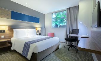 Holiday Inn Express Bangkok Sathorn, an IHG Hotel