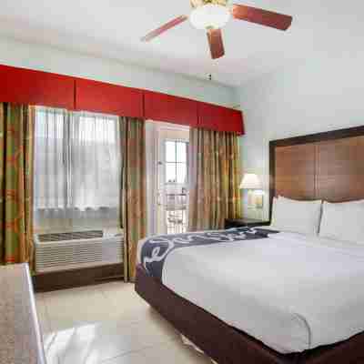 La Quinta Inn & Suites South Padre Island Rooms