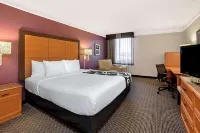 La Quinta Inn & Suites by Wyndham Tacoma - Seattle Hotels in Fife