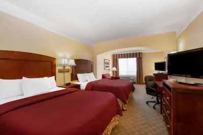La Quinta Inn & Suites by Wyndham Dodge City Hotels in Dodge City