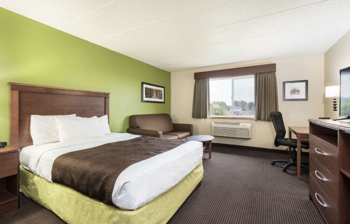 AmericInn by Wyndham Little Falls