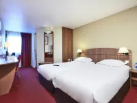 Kyriad Geneve - Saint Genis Pouilly Hotels in Ain