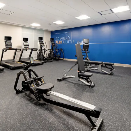 Holiday Inn Express & Suites PALM DESERT - MILLENNIUM by IHG